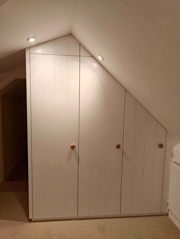 Fitted bedroom furniture