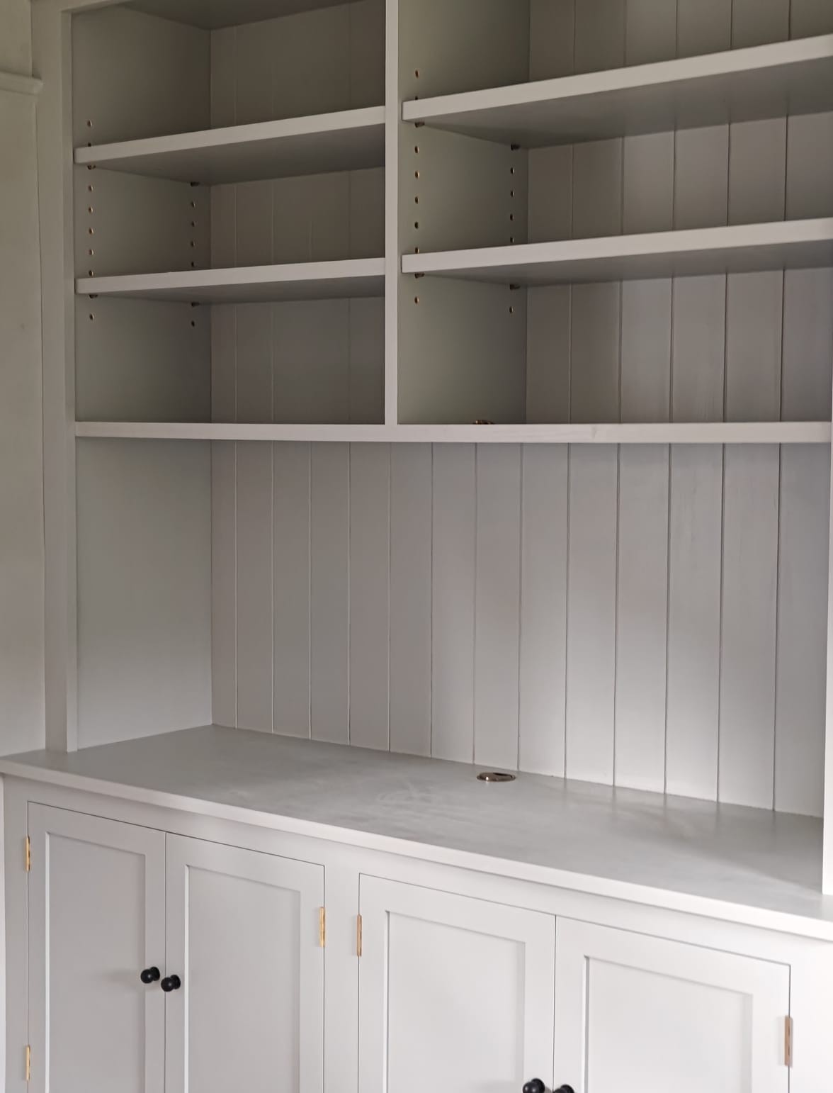 Bespoke Fitted Shelving & Storage